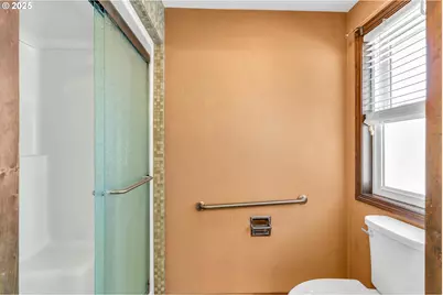 5526 Serenity Dr, Salem, OR 97317 - Photo 31