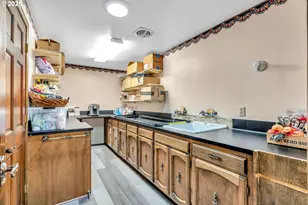 5526 Serenity Dr, Salem, OR 97317 - Photo 23