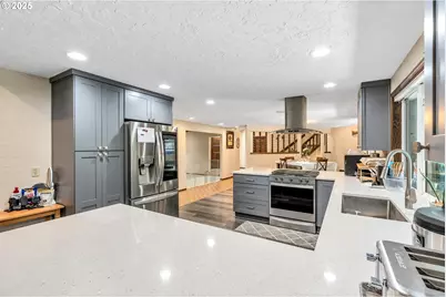 5526 Serenity Dr, Salem, OR 97317 - Photo 15