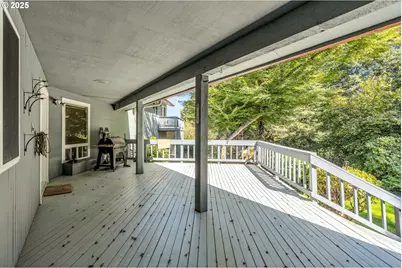 5526 Serenity Dr, Salem, OR 97317 - Photo 39