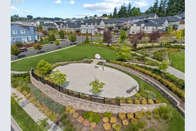 14410 SW 165th Ave, Tigard, OR 97224 - Photo 47