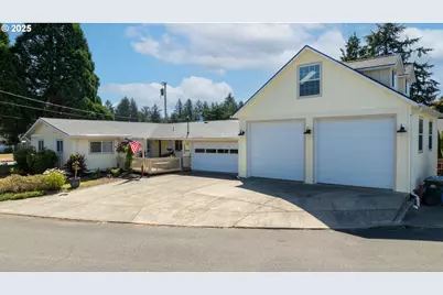 2950 Greenbriar St, Reedsport, OR 97467 - Photo 1