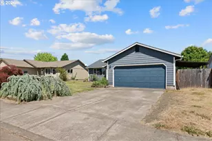 571 McCall Way, Philomath, OR 97370 - Photo 3