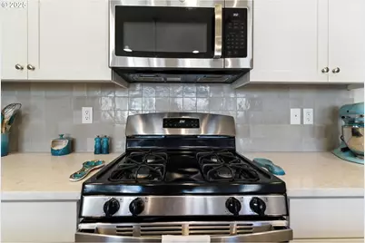 540 N Avery Dr, Ridgefield, WA 98642 - Photo 15