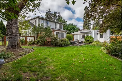 325 W Riverside Dr, Roseburg, OR 97470 - Photo 45