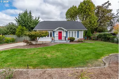 325 W Riverside Dr, Roseburg, OR 97470 - Photo 1