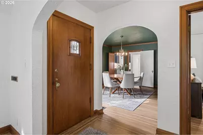 2731 SE Market St, Portland, OR 97214 - Photo 3