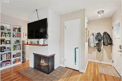 12445 SE Main St, Portland, OR 97233 - Photo 7