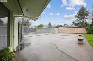 12445 SE Main St, Portland, OR 97233 - Photo 25