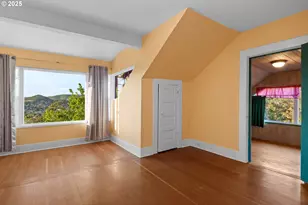 1254 SE Reservoir Ave, Roseburg, OR 97470 - Photo 17