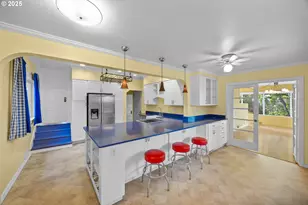 1254 SE Reservoir Ave, Roseburg, OR 97470 - Photo 7