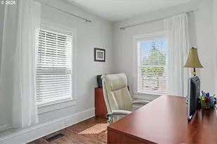 914 Pine St, Silverton, OR 97381 - Photo 15