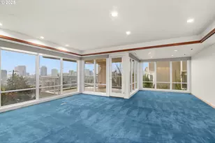 2020 SW Market St Dr, Portland, OR 97201 - Photo 5