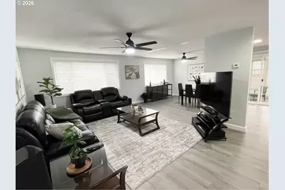 403 E Clackamas Cir, Woodburn, OR 97071 - Photo 13