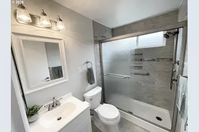 403 E Clackamas Cir, Woodburn, OR 97071 - Photo 31