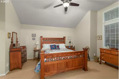 5007 SW Canterbury Ln, Portland, OR 97219 - Photo 11