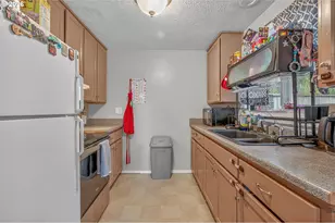 662/664 NW Connell Ave, Hillsboro, OR 97124 - Photo 21