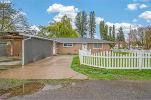 662/664 NW Connell Ave, Hillsboro, OR 97124 - Photo 3