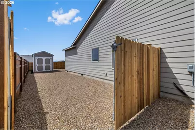 1132 NW Golf Course Dr, Madras, OR 97741 - Photo 27