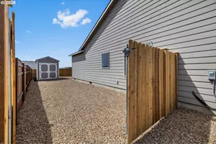 1132 NW Golf Course Dr, Madras, OR 97741 - Photo 27