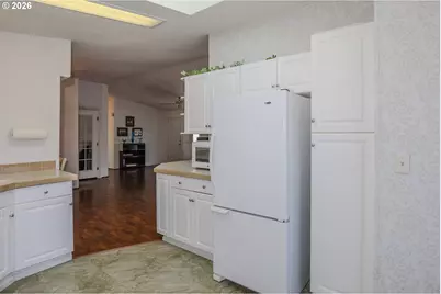 211 W River Ridge Ave, Roseburg, OR 97471 - Photo 19
