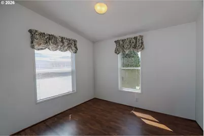 211 W River Ridge Ave, Roseburg, OR 97471 - Photo 33
