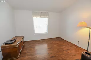 211 W River Ridge Ave, Roseburg, OR 97471 - Photo 13