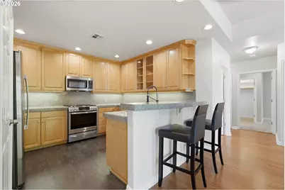 4832 NW Promenade Ter #316, Portland, OR 97229 - Photo 9