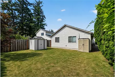 13670 SE Bush St, Portland, OR 97236 - Photo 5