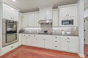625 SW Comus Ct, Portland, OR 97219 - Photo 17