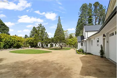 7130 SW Montgomery Way, Wilsonville, OR 97070 - Photo 3