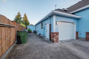 2750 N Holiday Ln, Newberg, OR 97132 - Photo 31