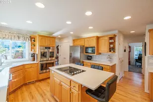 2750 N Holiday Ln, Newberg, OR 97132 - Photo 11