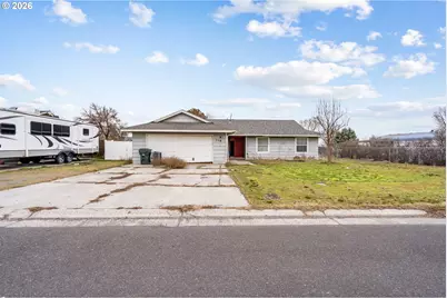 110 Esther Ct, Irrigon, OR 97844 - Photo 1