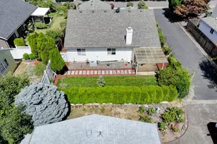 17440 SW Stark St, Beaverton, OR 97006 - Photo 29