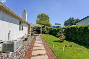 17440 SW Stark St, Beaverton, OR 97006 - Photo 35