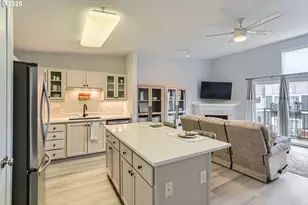 15320 NW Central Dr, Portland, OR 97229 - Photo 5