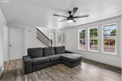 204 W Wilson St, Yacolt, WA 98675 - Photo 5