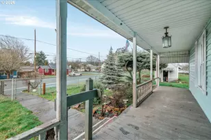 290 N 5th St, Saint Helens, OR 97051 - Photo 5