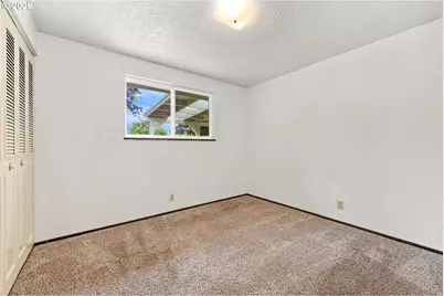 2040 Princeton Dr, Eugene, OR 97405 - Photo 23