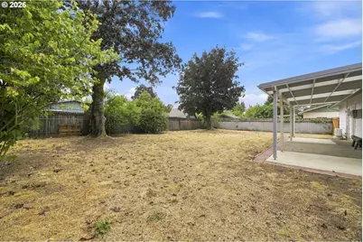 2040 Princeton Dr, Eugene, OR 97405 - Photo 39