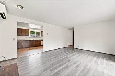 2040 Princeton Dr, Eugene, OR 97405 - Photo 17