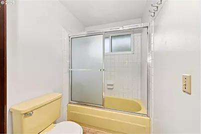 2040 Princeton Dr, Eugene, OR 97405 - Photo 29