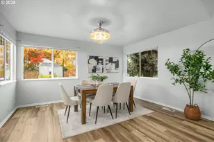 1696 NW Rolling Hill Dr, Beaverton, OR 97006 - Photo 9