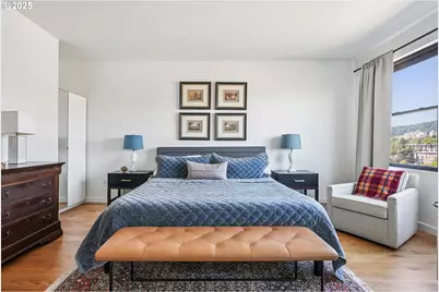 1420 NW Lovejoy St #714, Portland, OR 97209 - Photo 25