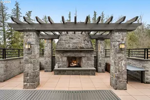 10546 SW Windwood Wy, Portland, OR 97225 - Photo 31