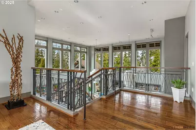 10546 SW Windwood Way, Portland, OR 97225 - Photo 27