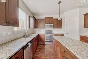 8633 SW Vale Ct, Wilsonville, OR 97070 - Photo 9