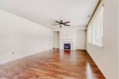 8633 SW Vale Ct, Wilsonville, OR 97070 - Photo 5