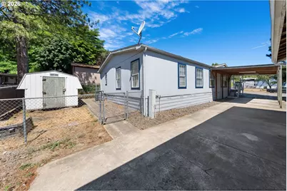 124 NW Trust St, Roseburg, OR 97471 - Photo 31